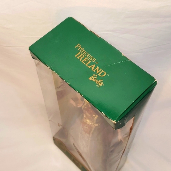 Barbie Princess of Ireland Doll 53367 Dolls of the World Princess Collection NIB - Picture 9 of 9